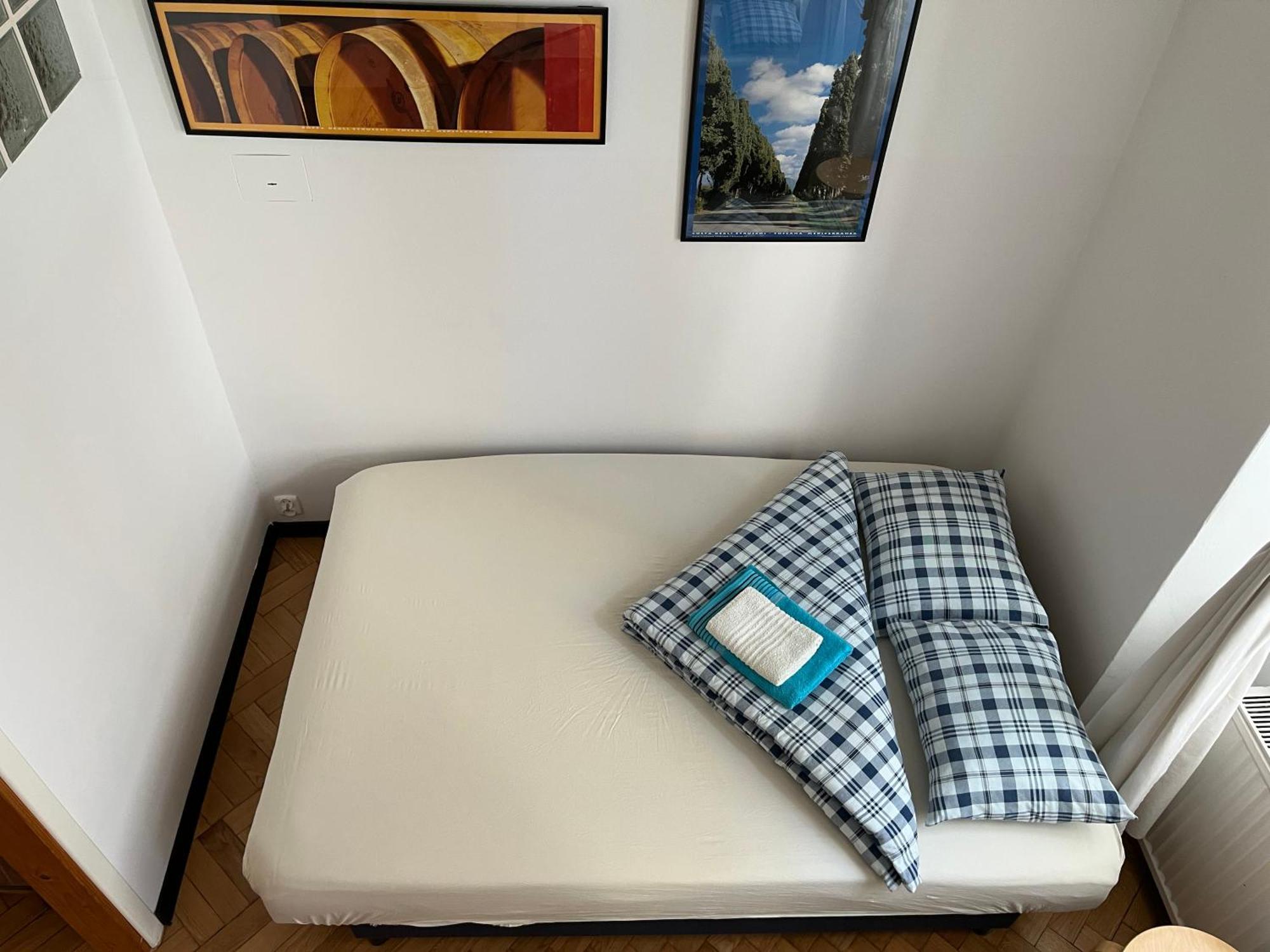Home In Krakow Silvio'S Apartments — Photos 2
